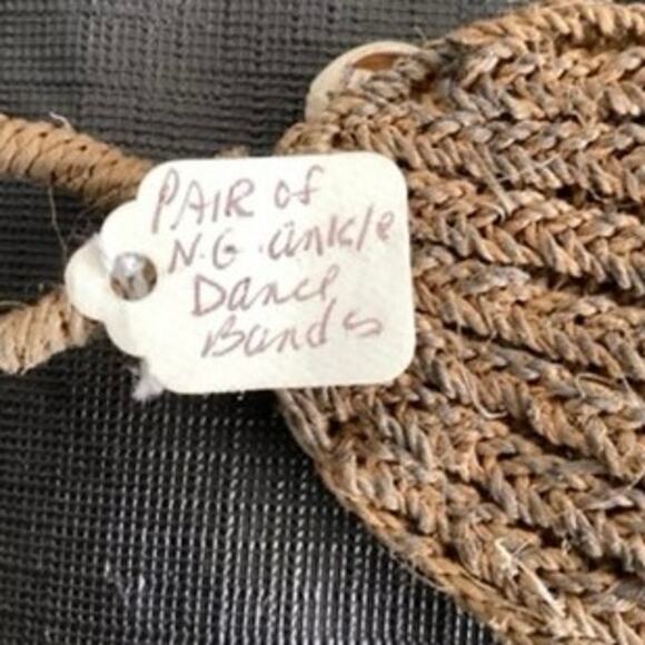 Pair of Native American shell dance bands from New Guinea - Picture 4 of 4